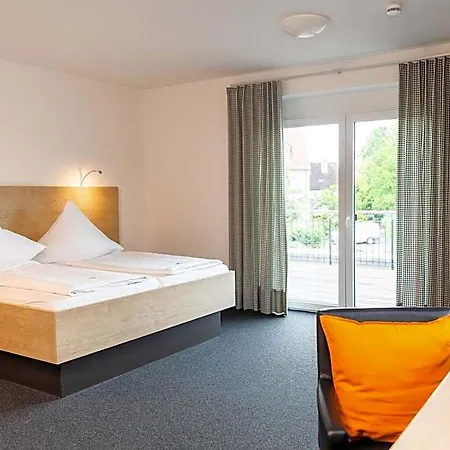 Linde - Blum Otel 3*