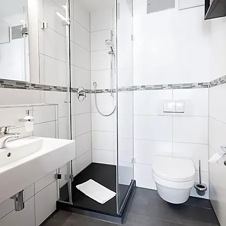 Linde - Blum Otel